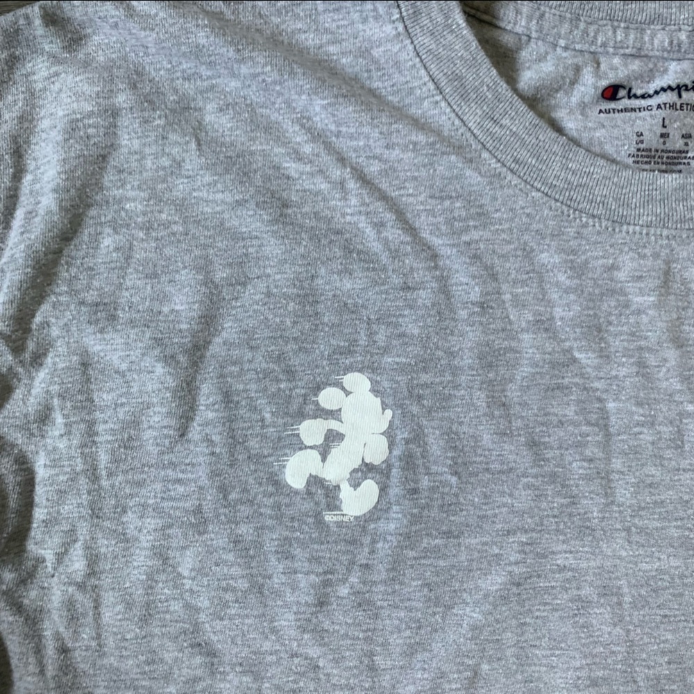 Rundisney champion tshirt - Picture 3 of 3